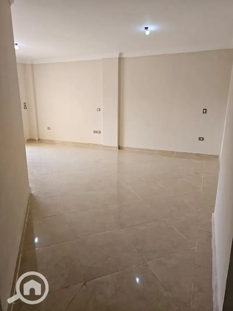 Apartment for sale old contrct view garden in wesal
