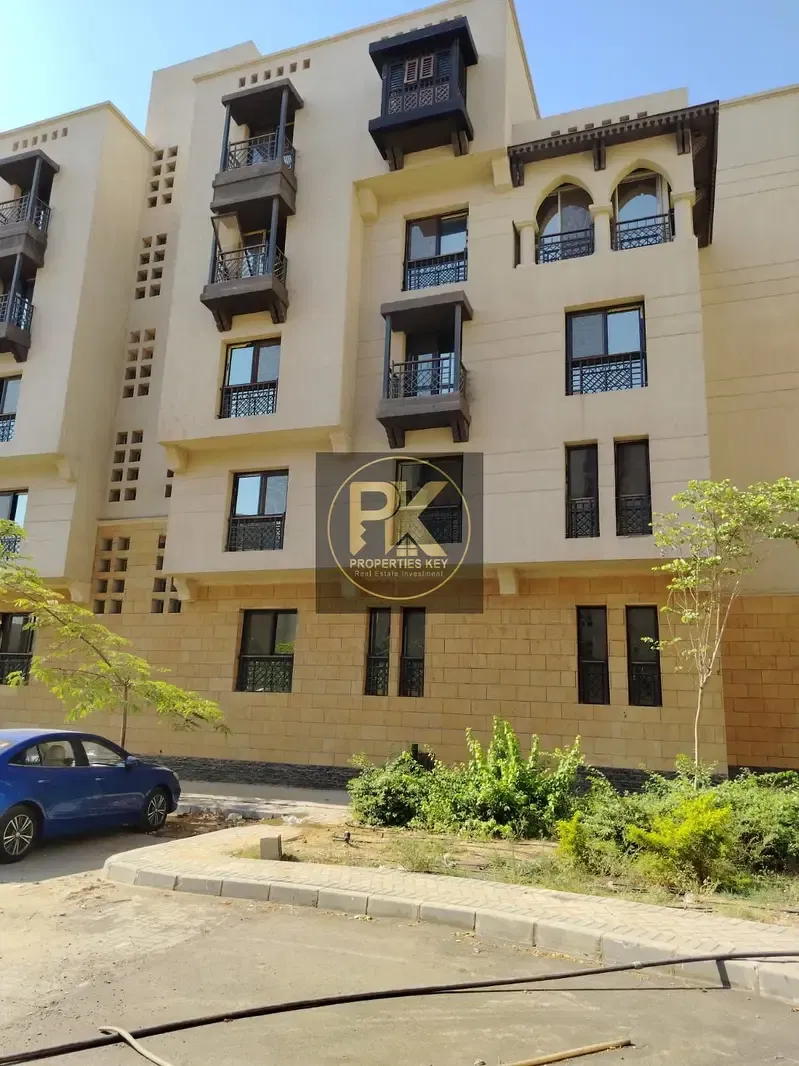 Arabesque Compound on Ain Al-Sira Wall - Overlooking Fustat Garden & Salah Salem Road - Minutes from the National Museum of Egyptian Civilization & Sa