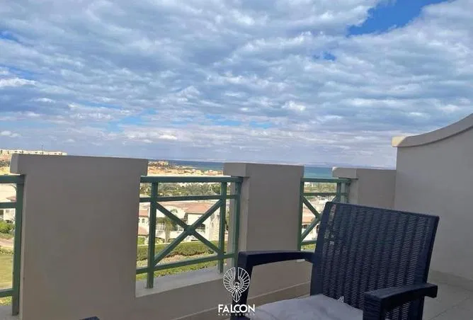 3-bedroom chalet 150 m² for sale in La Vista 7