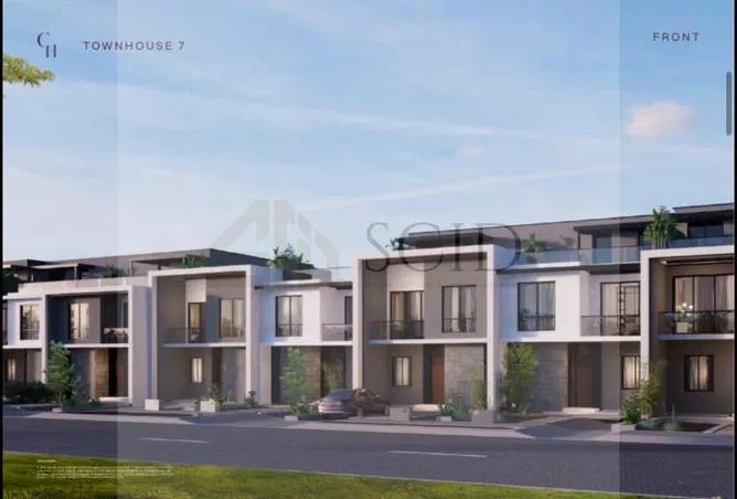 3-bedroom townhouse 190 m² for sale in Club Hills