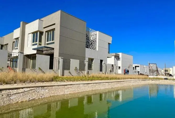تاون هاوس 4 غرف 230 م² للبيع في Badya Palm Hills
