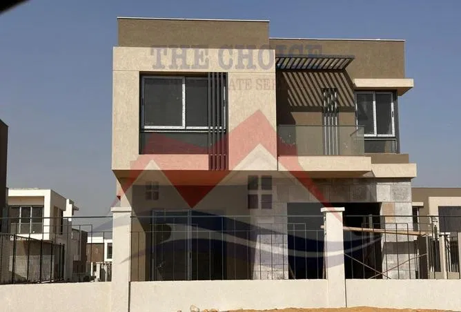 فيلا 5 غرف 199 م² للبيع في Badya Palm Hills