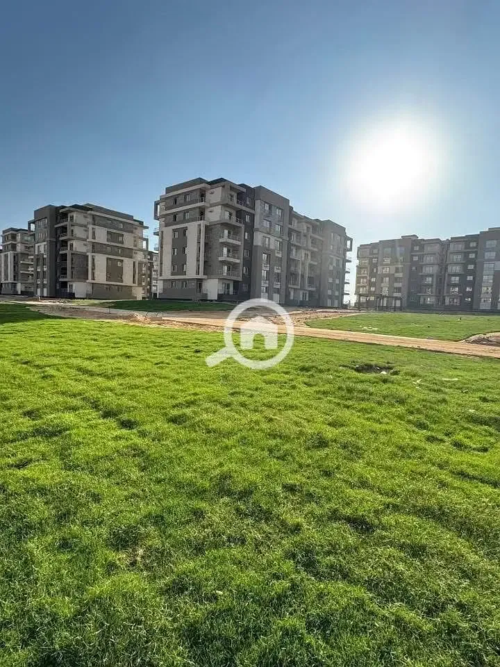 Fully Finished Apartment for Sale with Immediate Delivery in Jannah October Compound, Behind Mall of Arabia and Next to Al Seid Club