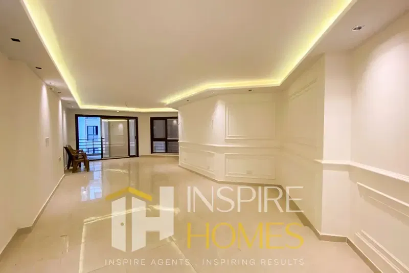 Licensed apartment for sale – with a master bedroom featuring a dressing room