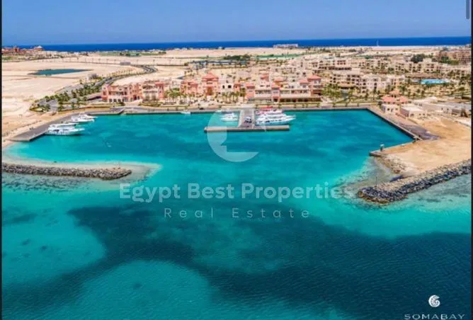 توين هاوس 3 غرف 200 م² للبيع في باي ويست
