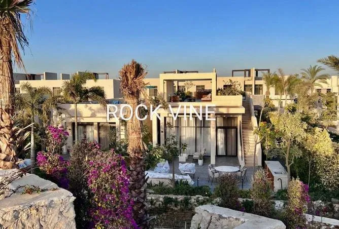 3-bedroom twin house 190 m² for sale in O West