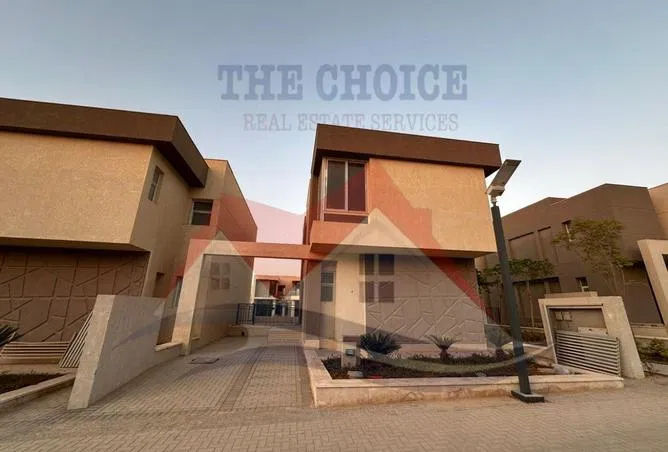 4-bedroom villa 200 m² for sale in Badya Palm Hills