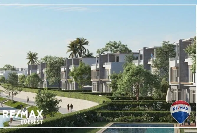 4-bedroom townhouse 269 m² for sale in V levels