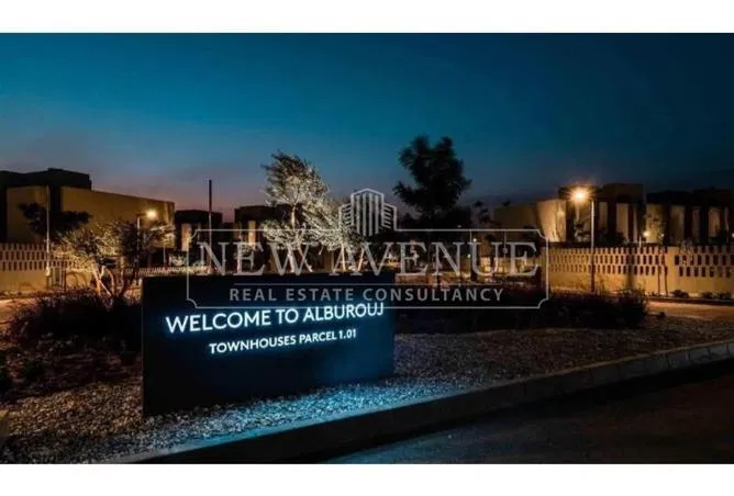 4-bedroom twin house 240 m² for sale in Al Burouj Compound