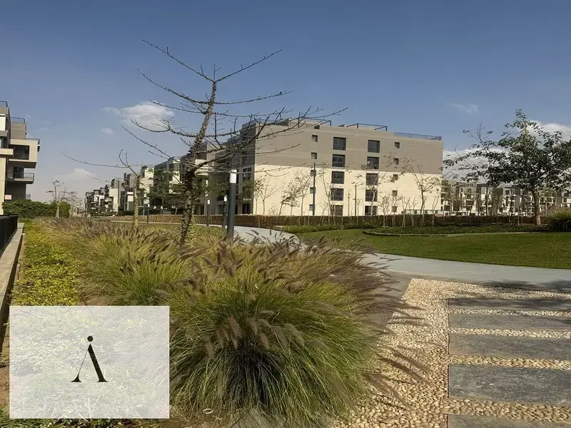 Under Market Price Apartment Ready to Move -Prime Loation in Sodic East
