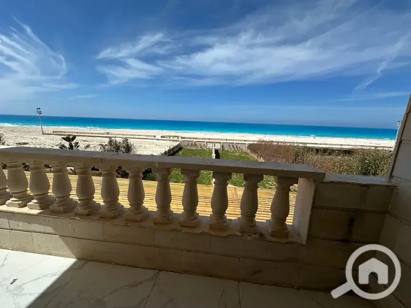 Chalet on the North Coast, directly on the beach, at an amazing price in installments