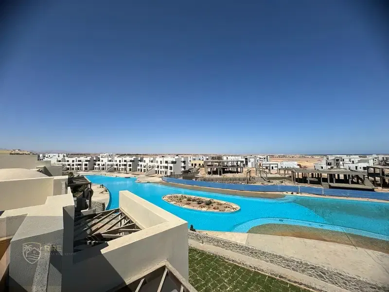 The least apartment is a 3-bedroom with a very large garden by the lagoon for quick sale in installments due to the owner's circumstances.