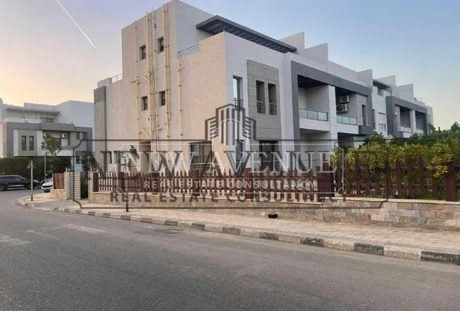 تاون هاوس 3 غرف 404 م² للبيع في Wesal City