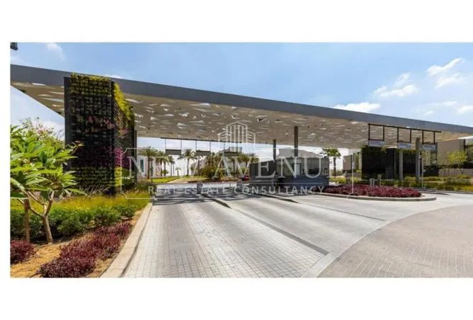 توين هاوس 4 غرف 315 م² للبيع في Al Burouj Compound