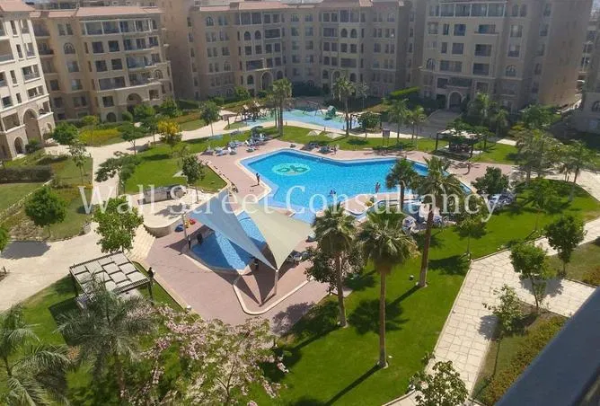3-bedroom apartment 185 m² for sale in 90 Avenue