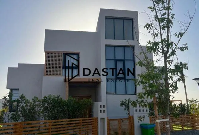 4-bedroom twin house 267 m² for sale in Makadi Heights