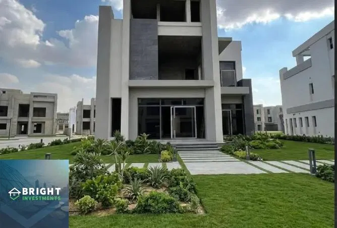 3-bedroom villa 300 m² for sale in Saada Compound