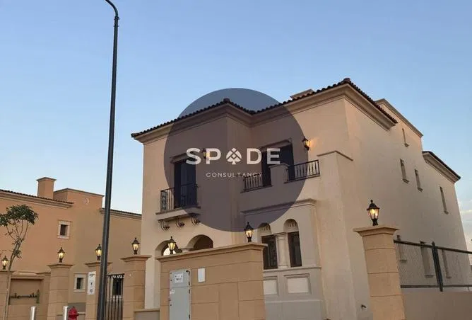 4-bedroom villa 334 m² for sale in City Gate