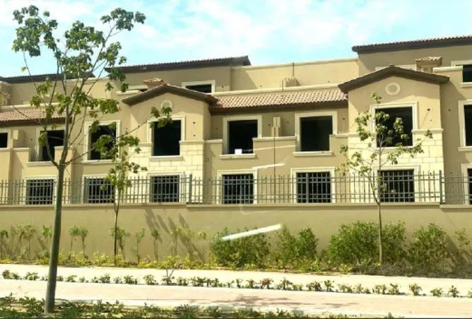 5-bedroom twin house 275 m² for sale in La Vista City