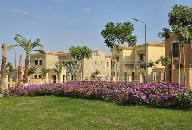 توين هاوس 5 غرف 289 م² للبيع في سيتي جيت، City Gate