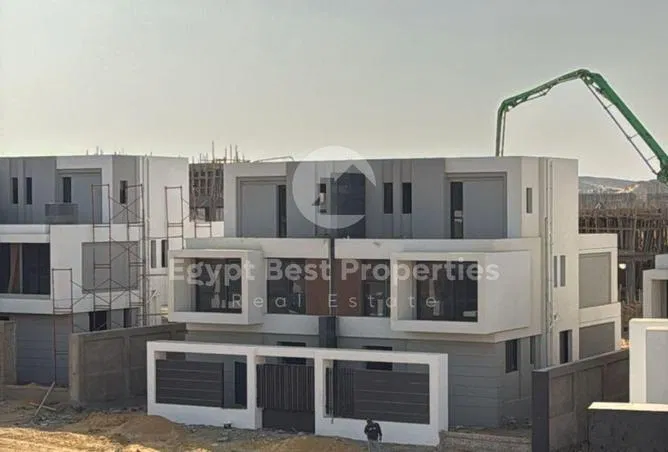 تاون هاوس 3 غرف 239 م² للبيع في الباتيو تاون، El Patio Town