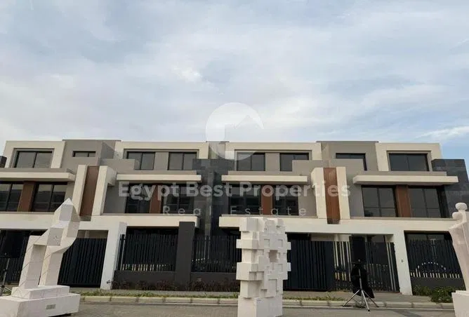 تاون هاوس 3 غرف 237 م² للبيع في الباتيو تاون، El Patio Town