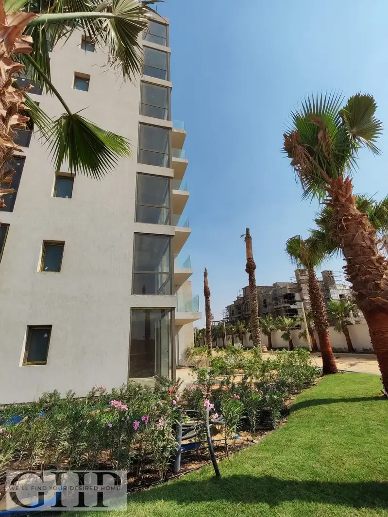 Penthouse in Lake View Residence 2 New Cairo