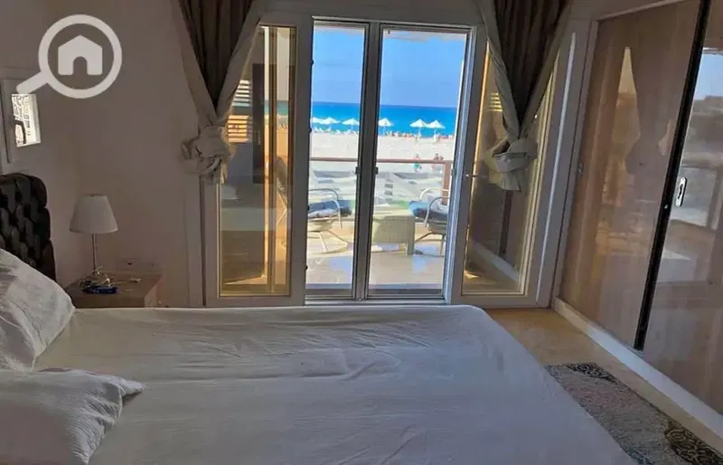 Fully finished chalet for sale in Amwaj, North Coast, near prominent North Coast resorts such as Marassi, Hacienda Bay, and Caesar, and close to the n