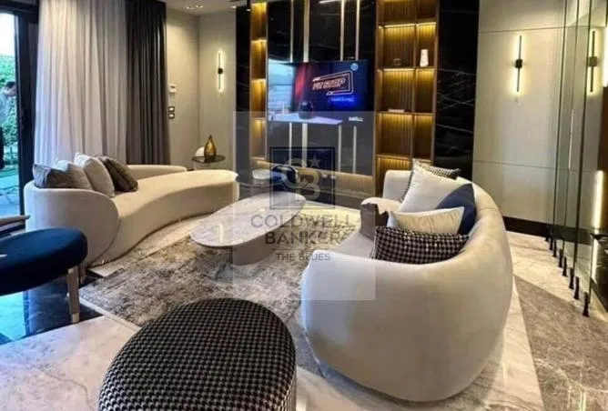 ivilla 5 غرف 240 م² للبيع في سراي، سراى