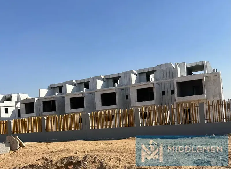Townhouse Middle With Roof 165m Prime Location under market price Bloomfields Mostakbal city next to madenty