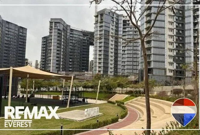 شقة غرفة 76 م² للبيع في Park Side Residence