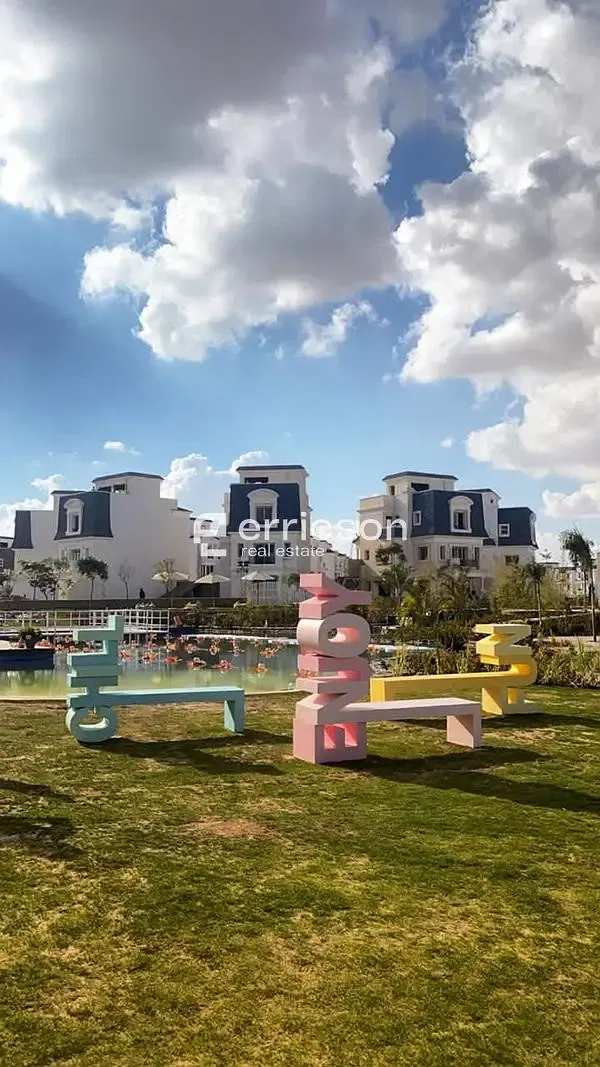 Middle townhouse, 205 meters, prime location, open view, for sale in Mountain View Chillout Park - Lakeside