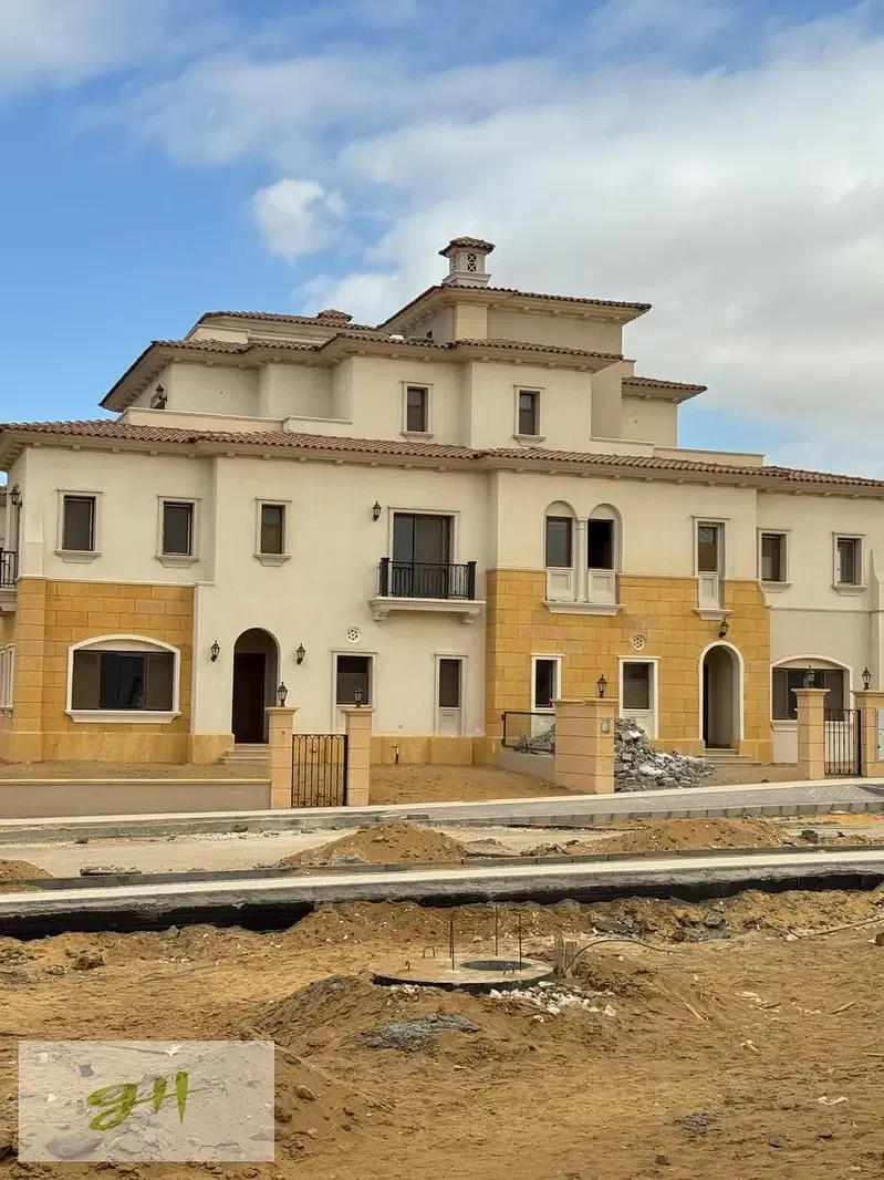 Quattro Ready To Move for Sale in City Gate Diar Qatari New Cairo