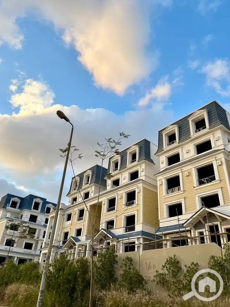 Ready to move IVilla Roof for Sale Prime location with Open View in Mountain View 1.1 New Cairo