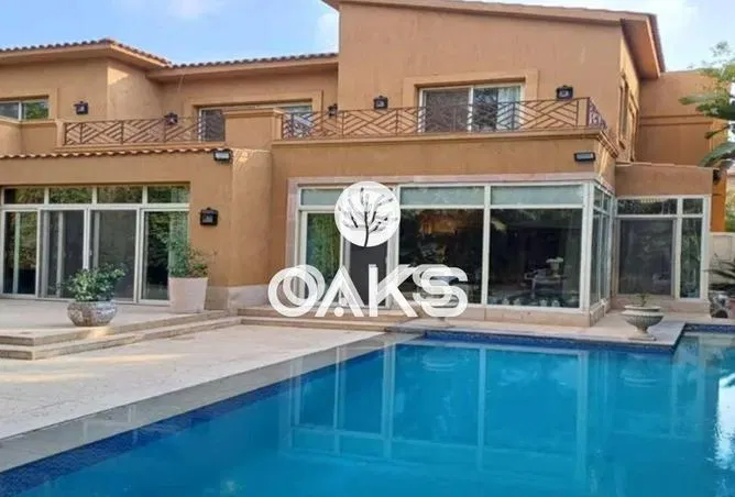 فيلا 6 غرف 388 م² للبيع في Swan Lake Residence