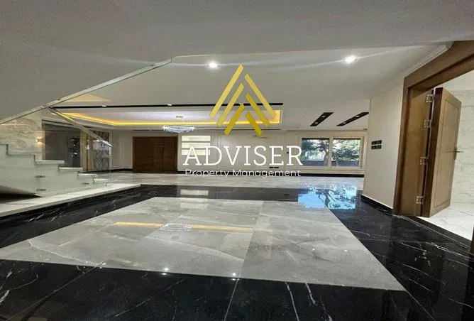 4-bedroom duplex 225 m² for sale in Canyon 8