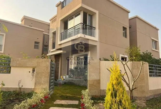 4-bedroom townhouse 260 m² for sale in Palm Hills New Cairo