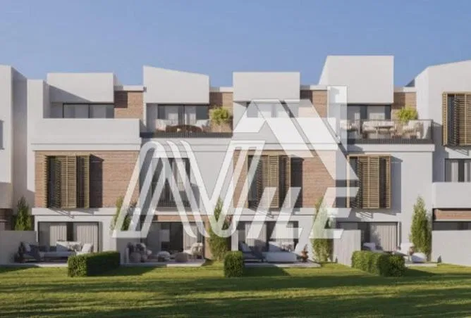 3-bedroom townhouse 165 m² for sale in Scenes