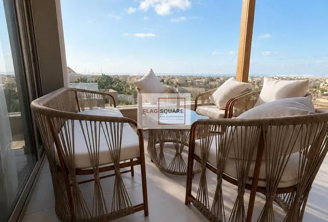 4-bedroom chalet 260 m² for sale in Hacienda Bay