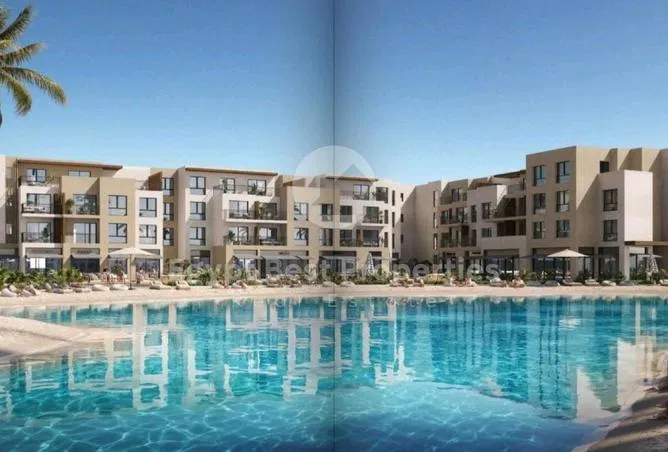 3-bedroom chalet 145 m² for sale in Almaza Bay