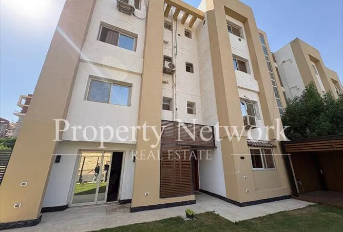 4-bedroom duplex 336 m² for sale in El Koronfel