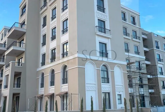 شقة 3 غرف 160 م² للبيع في فيلدج ويست، Village West
