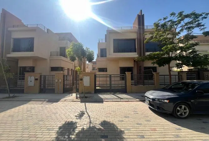 4-bedroom twin house 300 m² for sale in ALMA