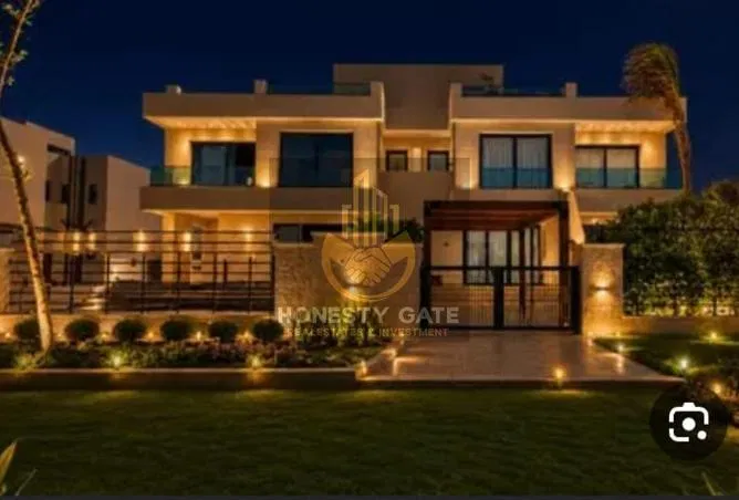 4-bedroom villa 298 m² for sale in Noor City