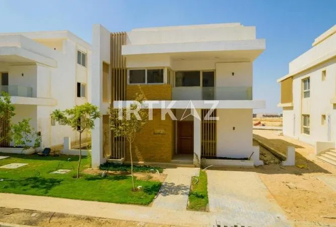 4-bedroom villa 340 m² for sale in Mountain View iCity