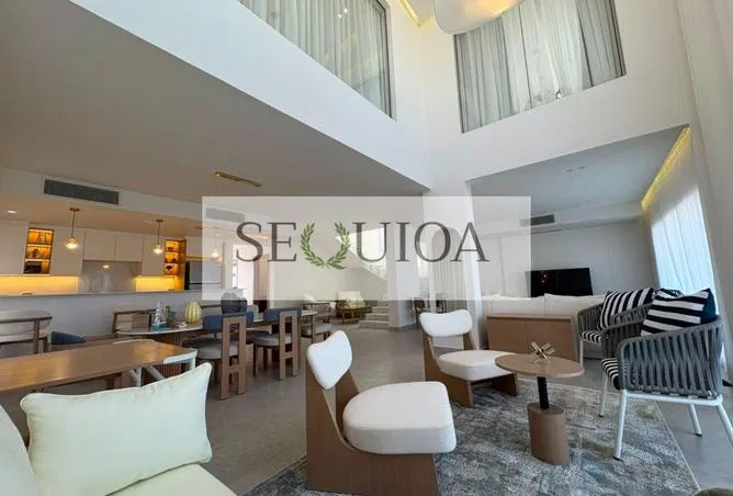5-bedroom penthouse 190 m² for sale in Mar Bay