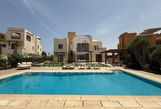 4-bedroom villa 250 m² for sale in Ancient Sands Resort