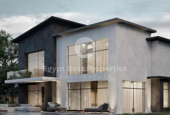 4-bedroom villa 210 m² for sale in Creek Town