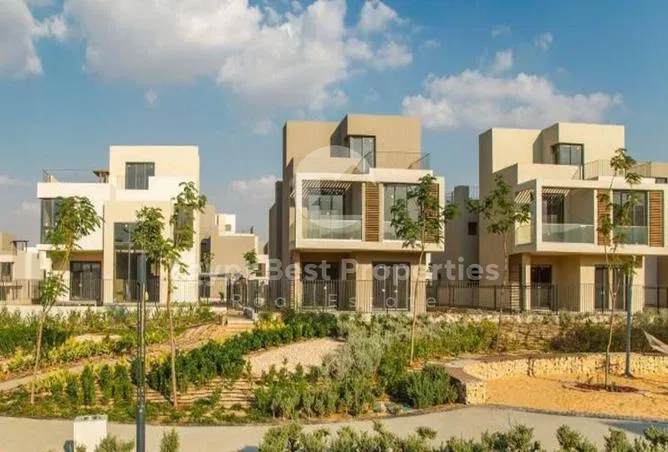 3-bedroom villa 208 m² for sale in SODIC East