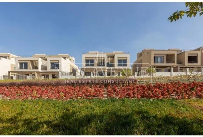 6-bedroom villa 460 m² for sale in Palm Hills New Cairo